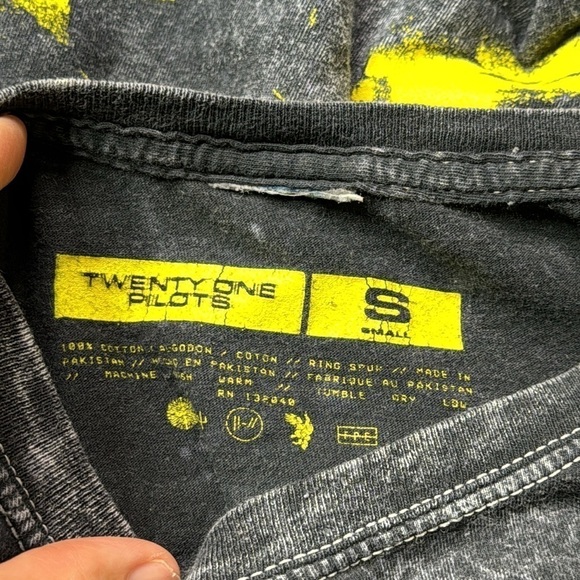 Twenty One Pilots Bandito Tour 2018 Grey Tshirt Small - Picture 7 of 7